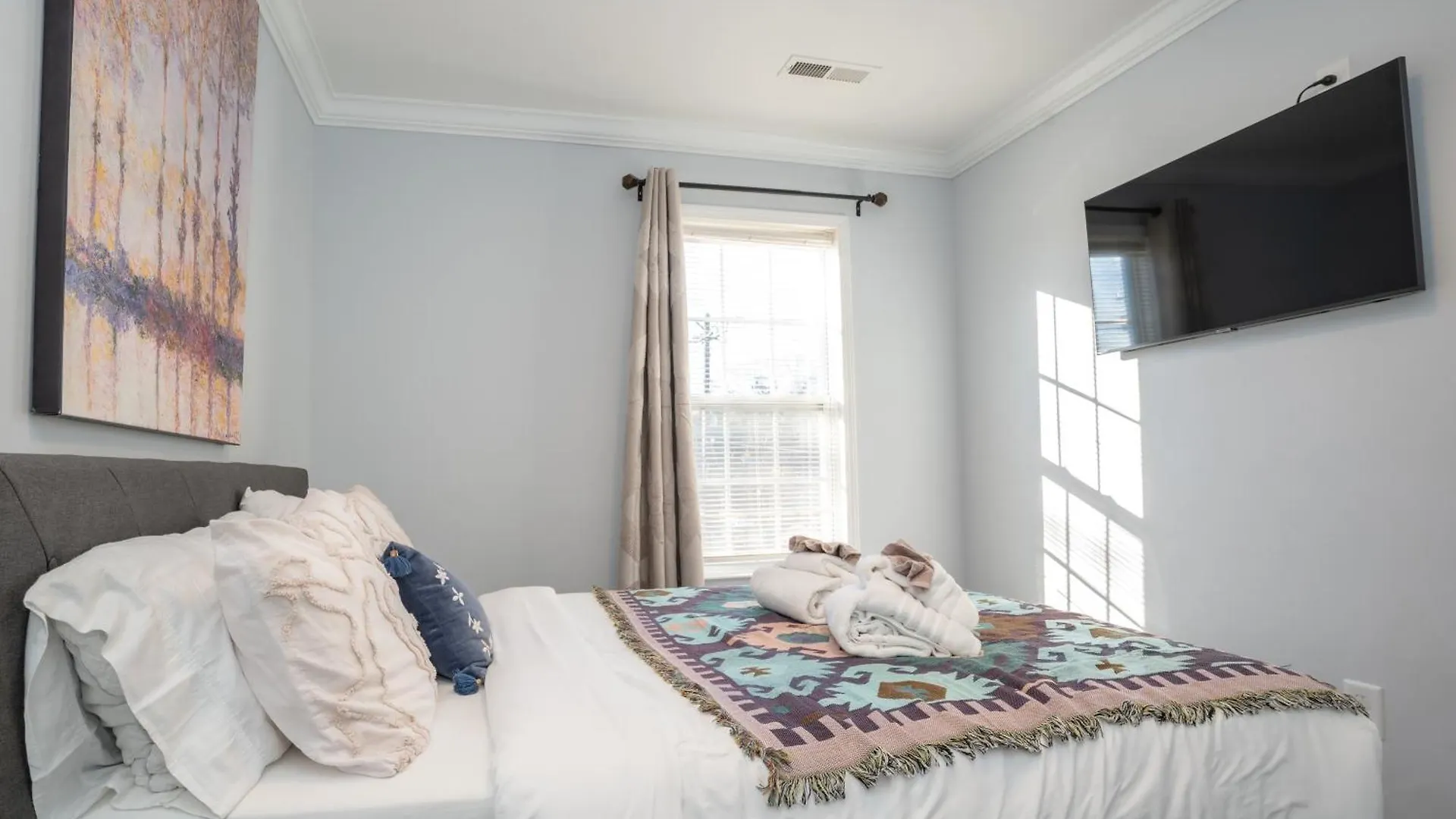Villa Downtown Gem With Fenced Yard, Bbq Grill And Firepit Charlotte Сasa de vacaciones