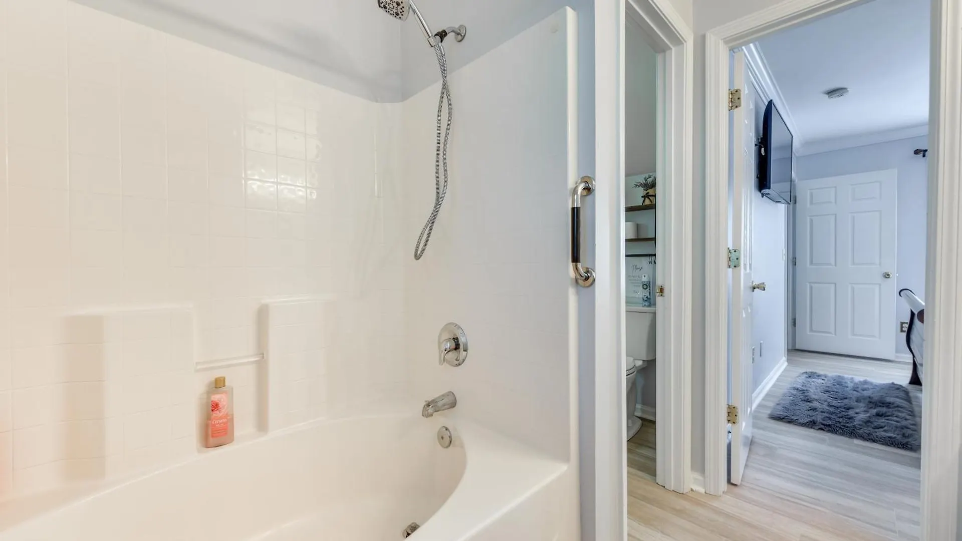 Willa Downtown Gem With Fenced Yard, Bbq Grill And Firepit Charlotte Dom wakacyjny